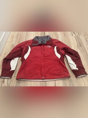 Vintage The North Face cherry red Women's HyVent ski Jacket Size Medium